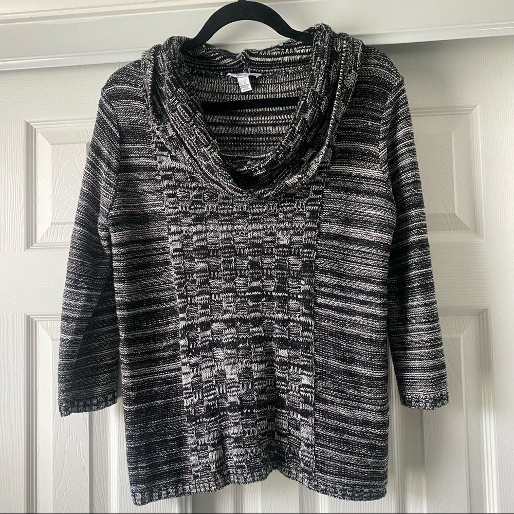 Scoop Neck Sweater